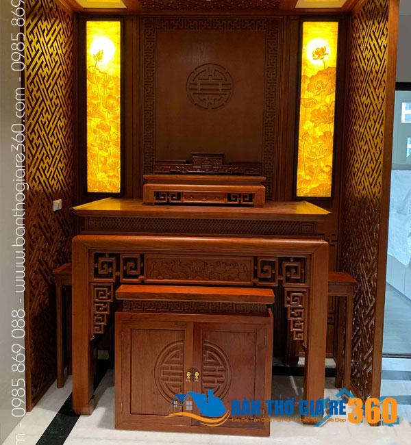 Mẫu bàn thờ gỗ sồi đẹp nhất dáng đứng hiện đại tại Hà Nội